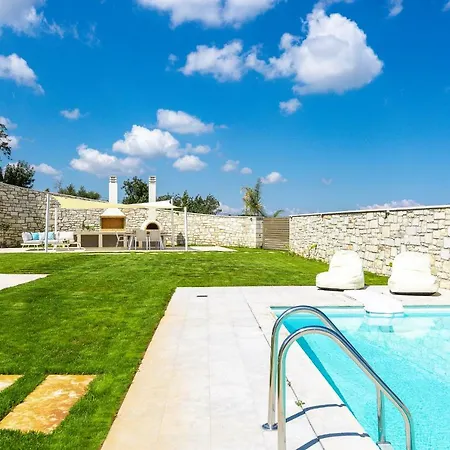 Villa Thalmargia Villas, Ultimate Peace & Privacy, By Thinkvilla *